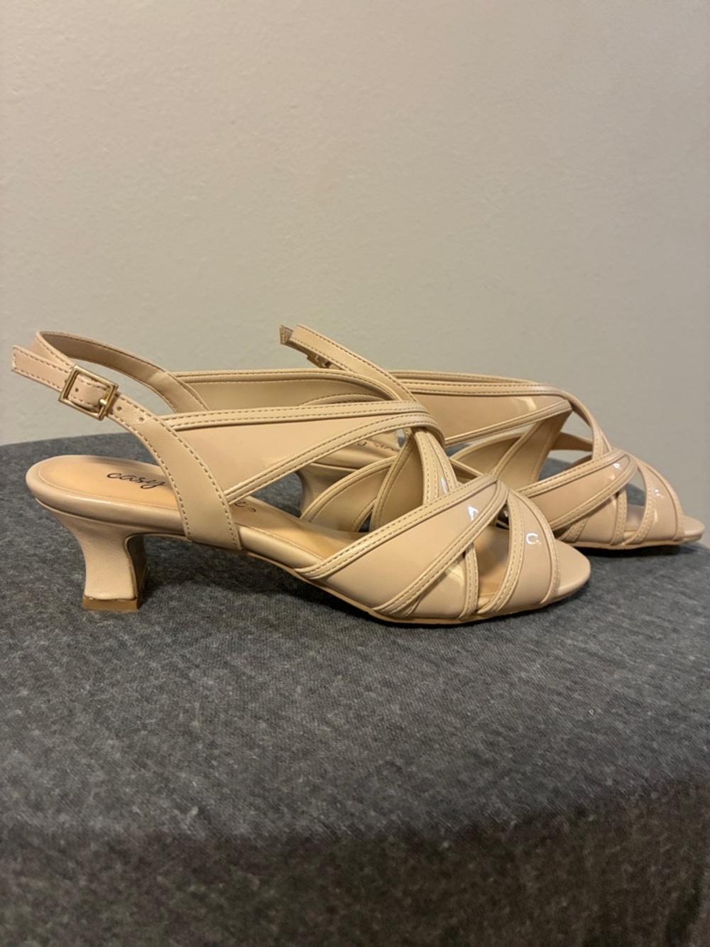 Easy Street Tristen Sandal Nude 1.5” Heel Size 7W